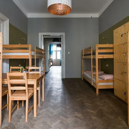 Castle Wawel -bachelor Party Place * Cracovie